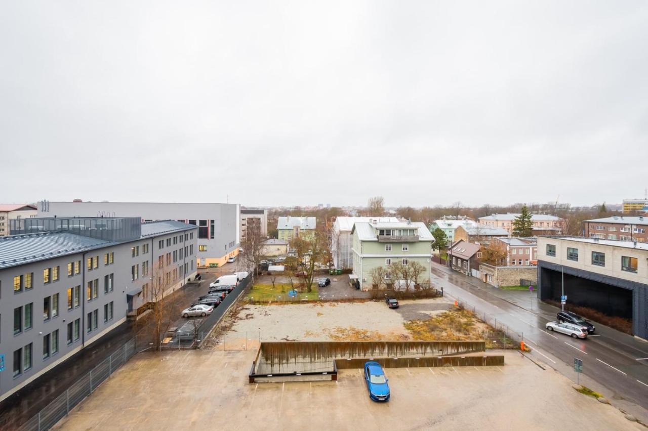 Двухкомнатная Квартира В Центре Города Tallinn Eksteriør bilde